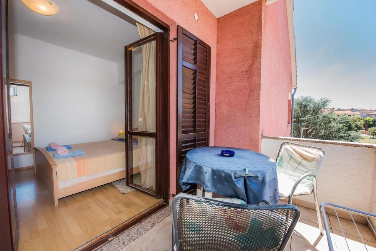 Casa de hóspedes Two Bed Rooms Fortuna Near The Beach Poreč