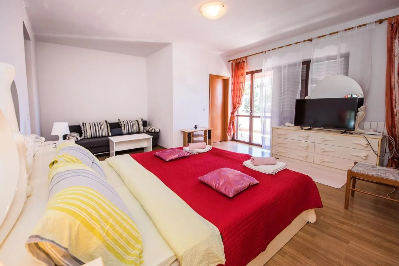 *** Πανσιόν Two Bed Rooms Fortuna Near The Beach Πόρετς Κροατία