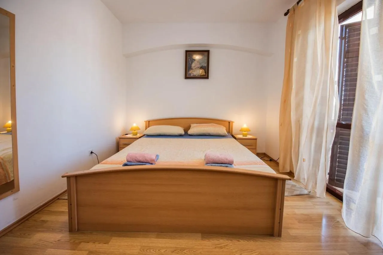 Two Bed Rooms Fortuna Near The Beach Poreč Pensjonat