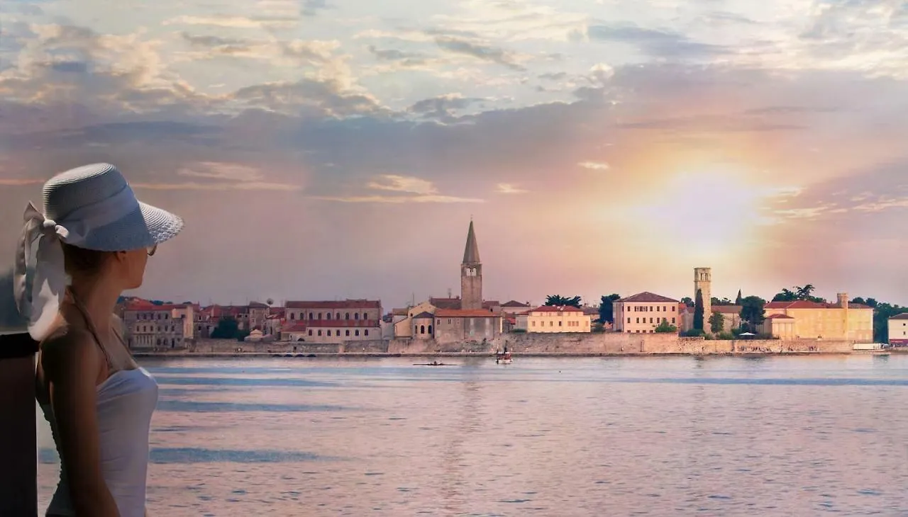 Two Bed Rooms Fortuna Near The Beach Poreč 3*,