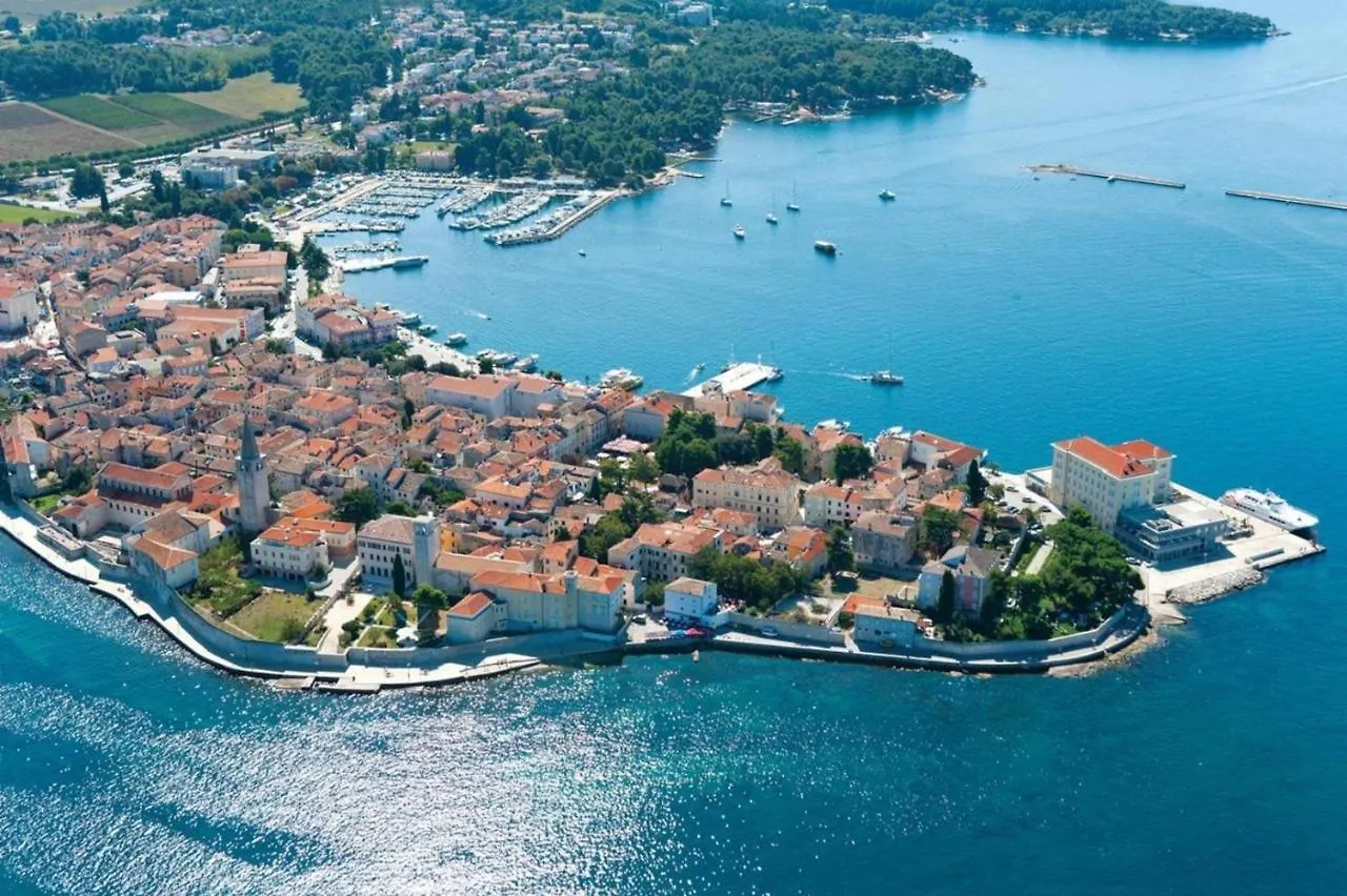 Two Bed Rooms Fortuna Near The Beach Poreč 3*,  Chorwacja